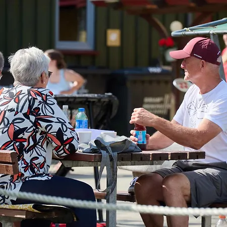 Kemping Randboldal & 2*